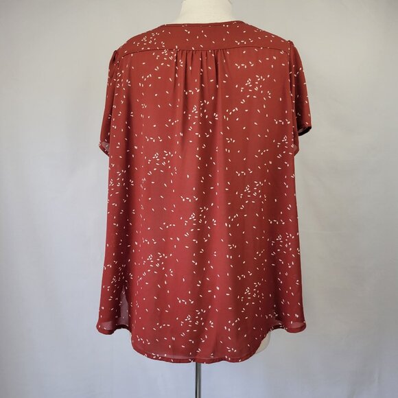 Monday Fun SS Split Neck Blouse With White Ditzy Speckle Print Rust Size 2X - Picture 6 of 12